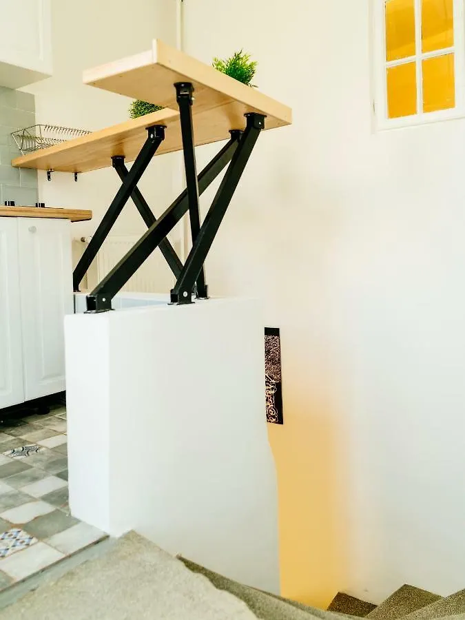 City Retro Studio In The Middle Of Old Town Bucureşti Apartament